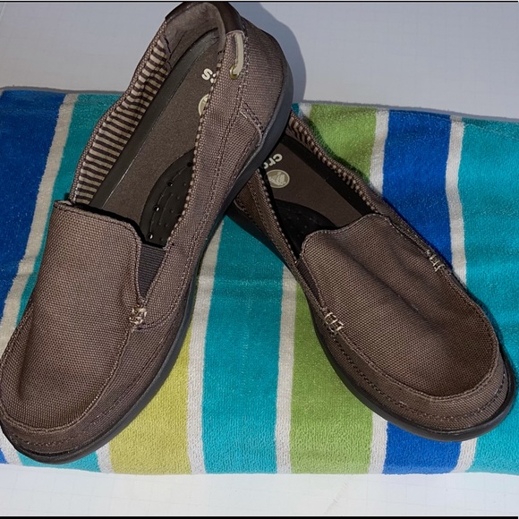CROCS Shoes - Crocs slip-on shoes non marking 9 loafers Excellent condition! Great any season